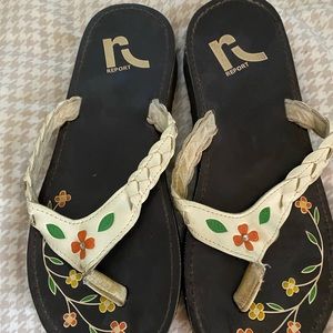 Report Flip Flops, Size 9